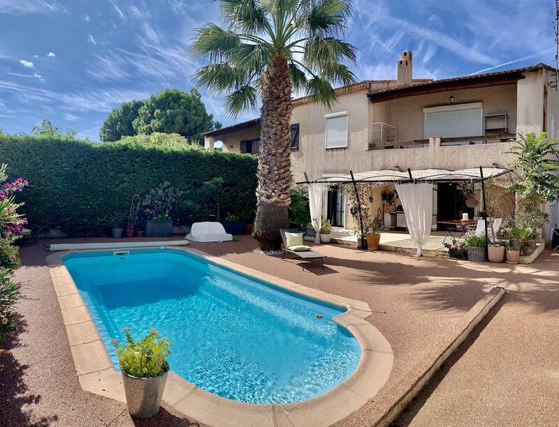 Saint-Cyr-Sur-Mer (83270)