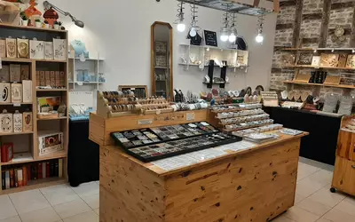 Fréjus (83600)