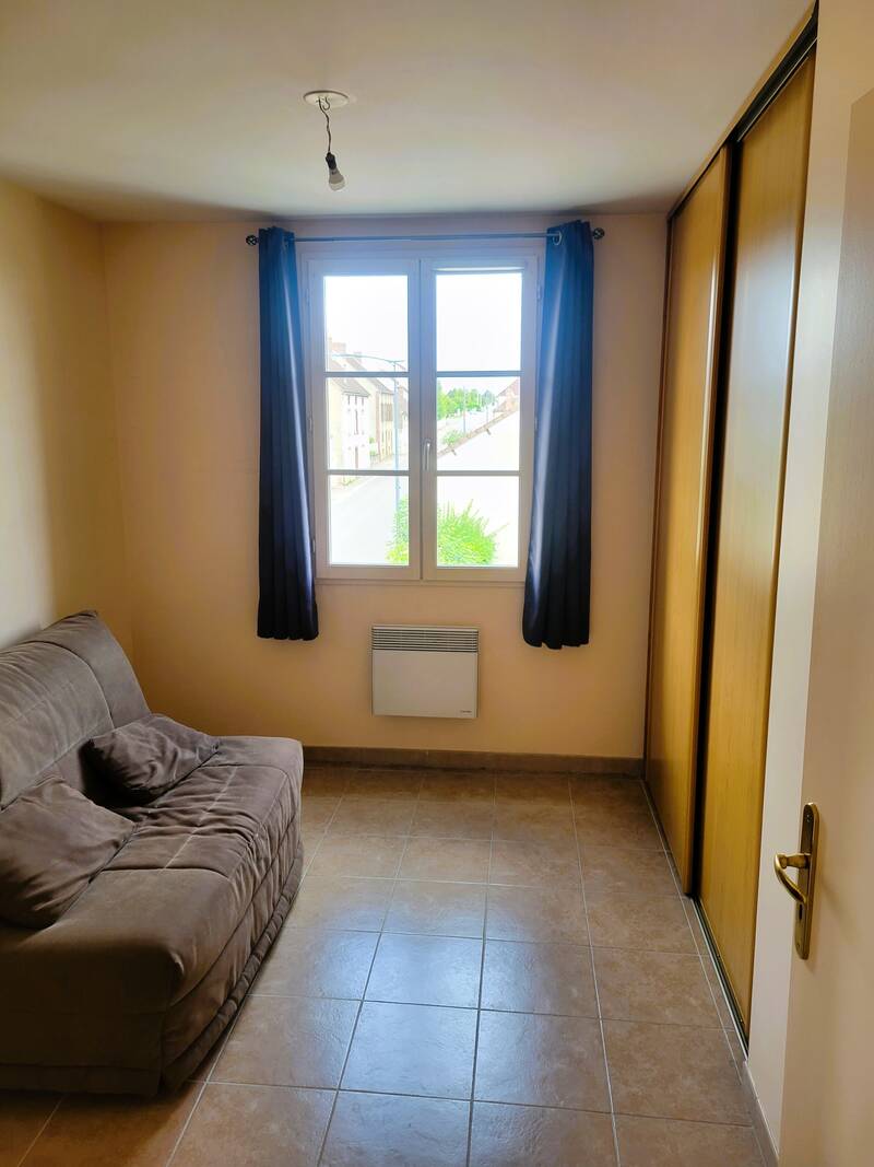 Aillant-Sur-Tholon (89110)