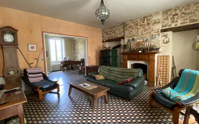 Vallons-De-L'erdre (44540)
