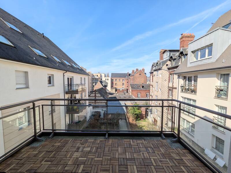 Rouen (76000)