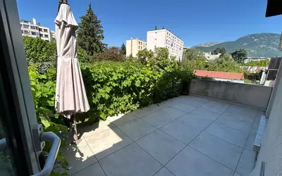 Grenoble (38000)