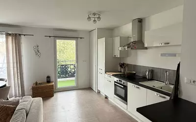 Nantes (44000)