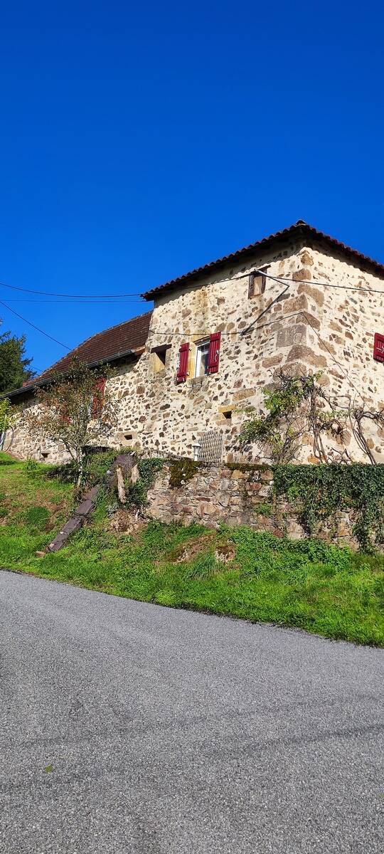 Terrou (46120)