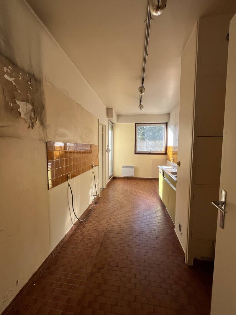 Issy-Les-Moulineaux (92130)