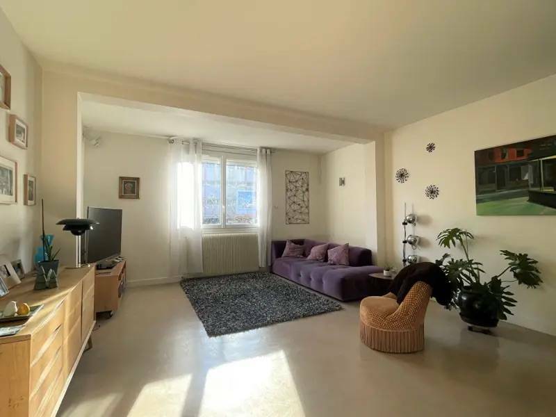 Bois-Colombes (92270)