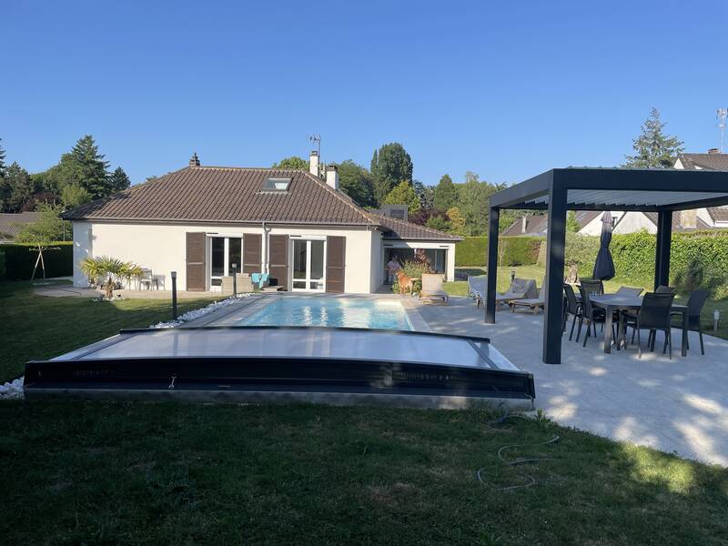 Férolles-Attilly (77150)