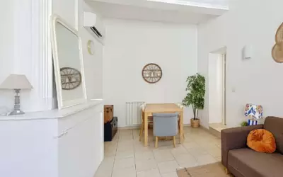 Avignon (84000)