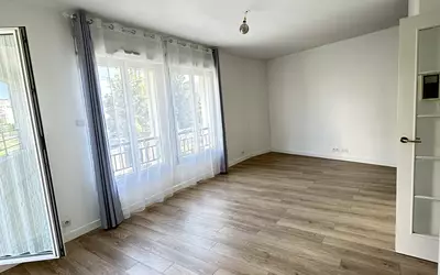Puteaux (92800)