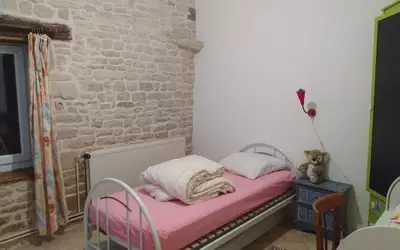 Sainte-Soline (79120)