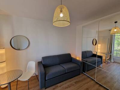 Location appartement studio Paris 15e