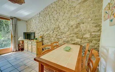 Forcalquier (04300)