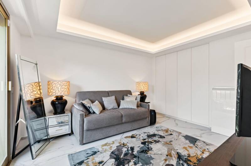 Cannes (06150)
