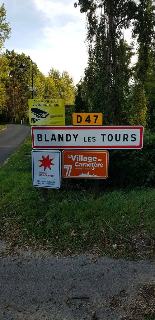 Blandy (77115)