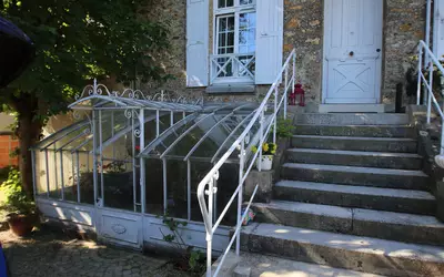 Mandres-Les-Roses (94520)