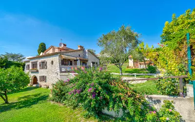 Villeneuve-Loubet (06270)