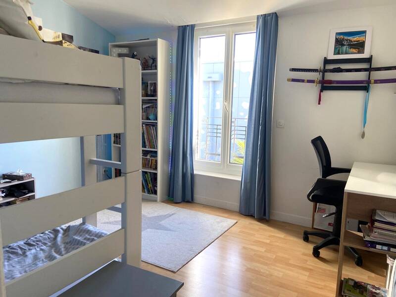 Bois-Colombes (92270)