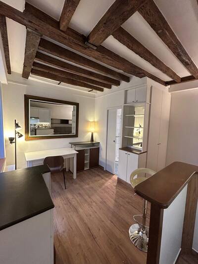 Location appartement studio Paris 15e