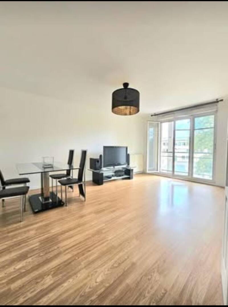 Chelles (77500)