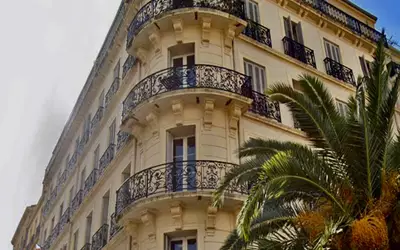Toulon (83000)