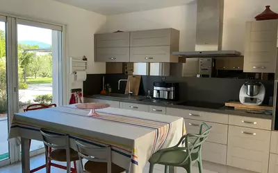 Vaison-La-Romaine (84110)
