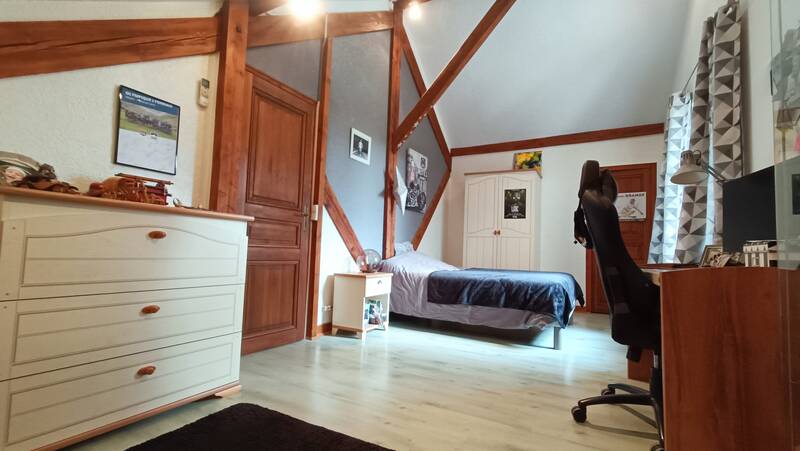 Saint-Bernard (01600)