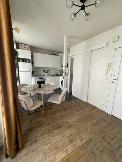 Location appartement 2 pièces Paris 8e