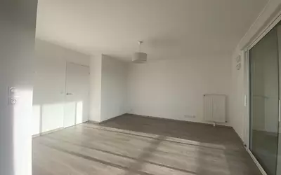 Nantes (44000)