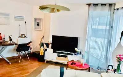 Issy-Les-Moulineaux (92130)