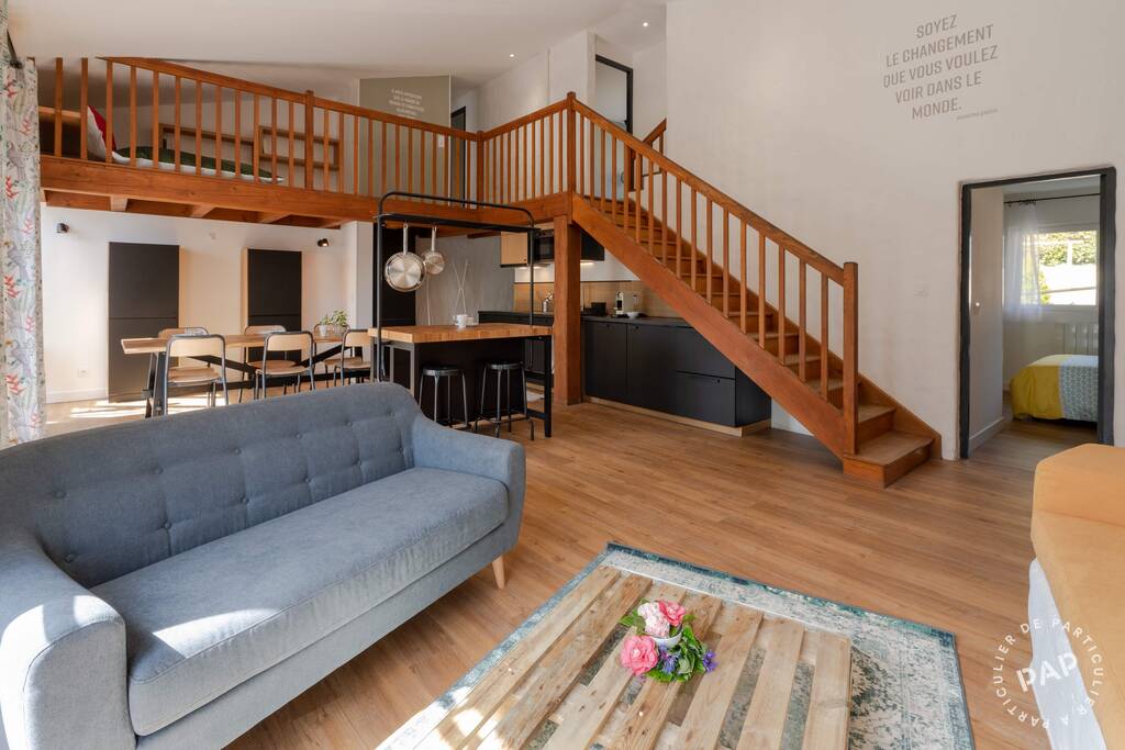 585 € 150 m² La Roche-Sur-Yon (85000)