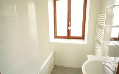 Maison-Rouge (77370)
