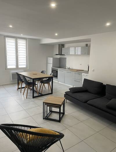 Location appartement 2 pièces Saint-Maximin-la-Sainte-Baume (83470)