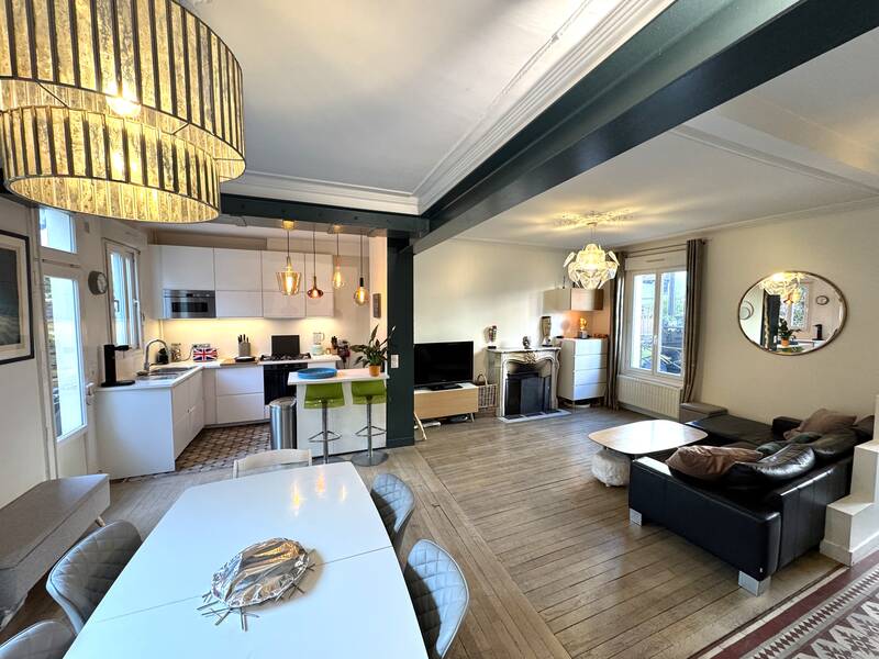 Bois-Colombes (92270)