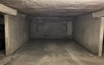 Parking Paris 10E · 360 000 €
