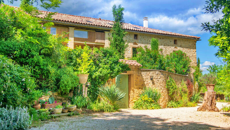 Uzès