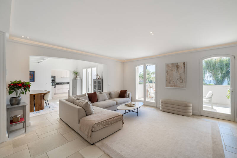 Cannes (06150)