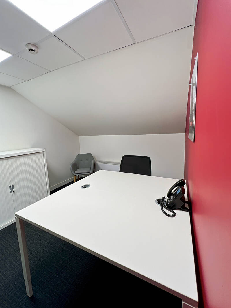 Bureaux, local professionnel Lille - 10&nbsp;m² - 708&nbsp;&euro;