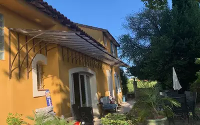 Orange (84100)