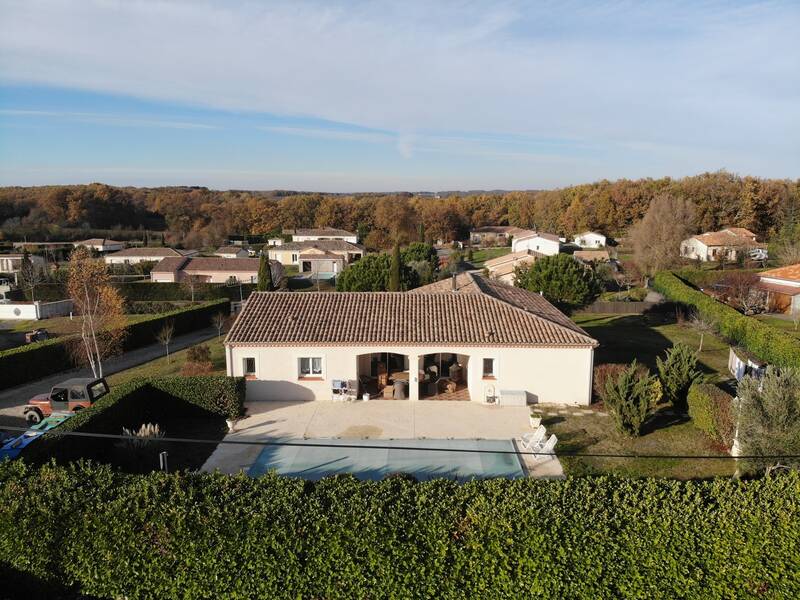 Hautefage-La-Tour (47340)