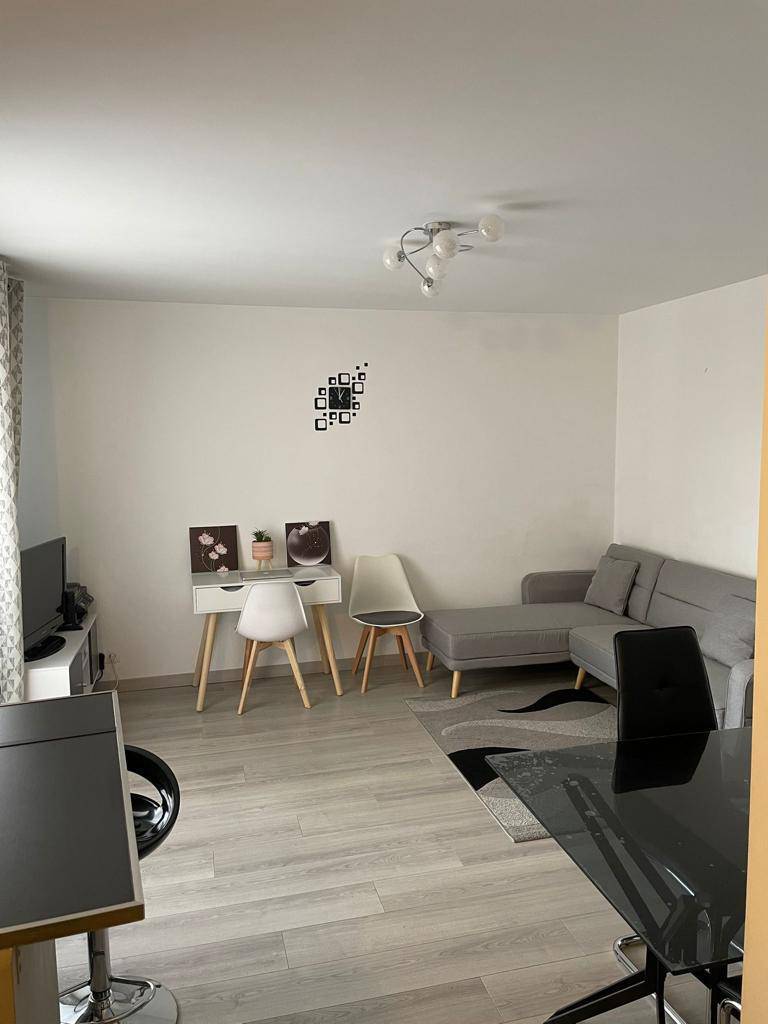 Épinay-Sur-Seine (93800)