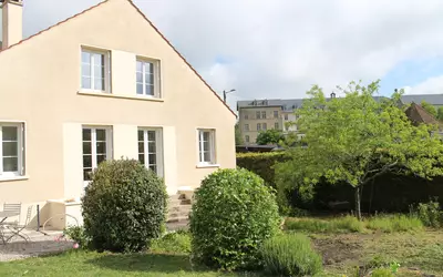 Autun (71400)