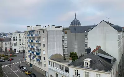 Nantes (44000)