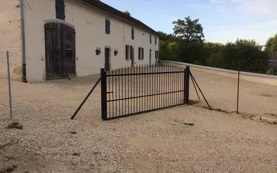 Lichères-Sur-Yonne (89660)