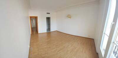 Location appartement 2 pièces Paris 19e