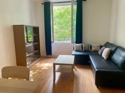 Location appartement 2 pièces Paris 18e