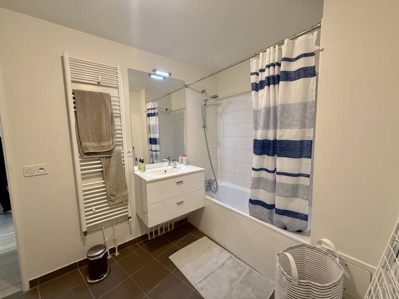 Saint-Ouen-Sur-Seine (93400)