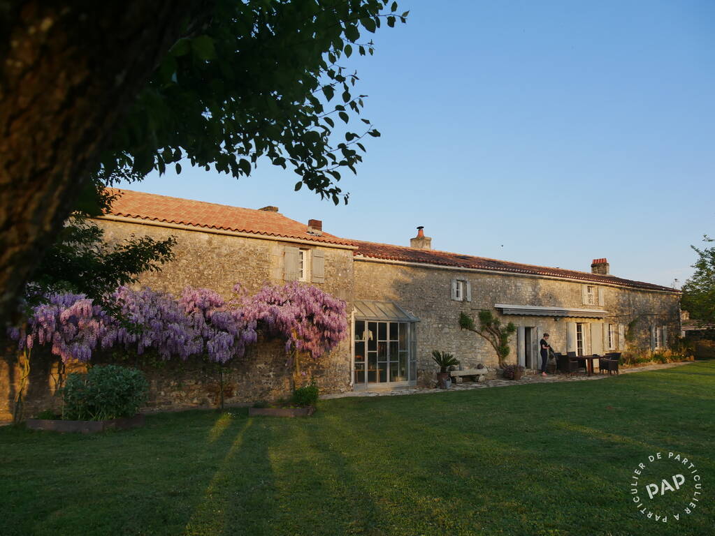 Vente maison 463 m² Soubise (17780)