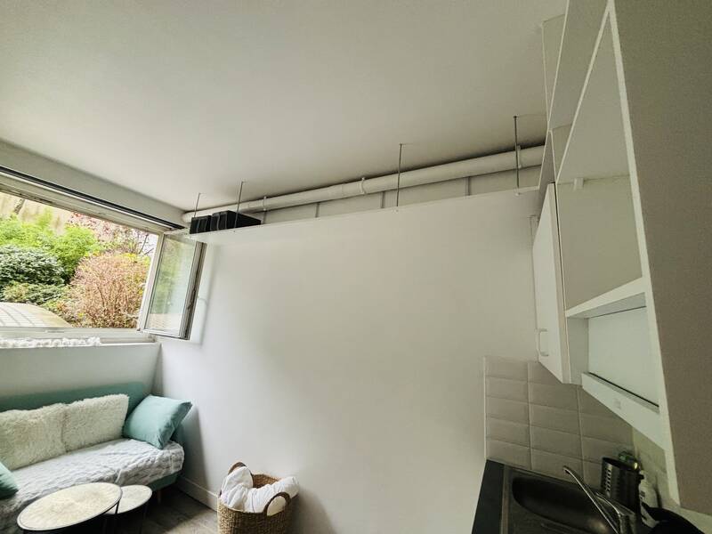 Chambre De Bonne, Paris 15E (75015)