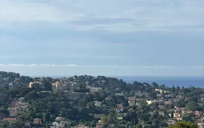 Toulon (83000)