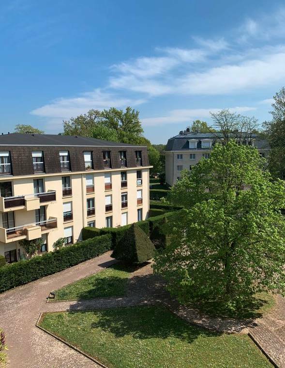 Chantilly (60500)